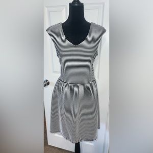 Black & White Strapy Skater Dress - Xhilaration XXL